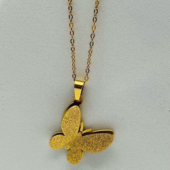 Butterfly Sparkling Earrings Necklece Set - Picture 6 of 12